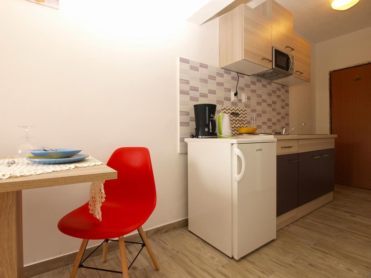 Apartments Davor 1676 Banjole Exterior photo